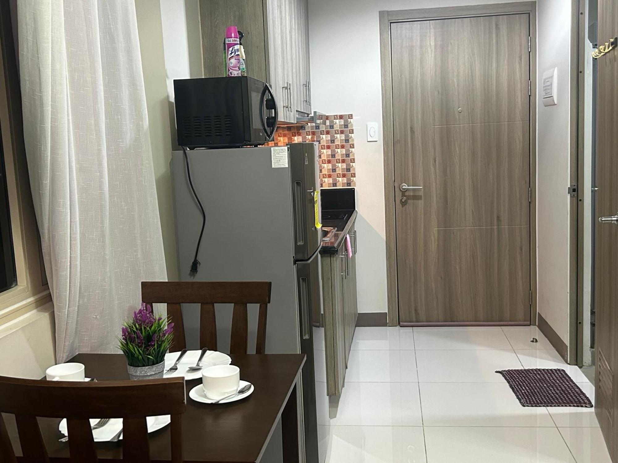 2Br Coast Residences Manila Exteriér fotografie